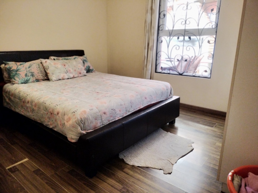  Bedroom Property for Sale in Silwood Heights Western Cape